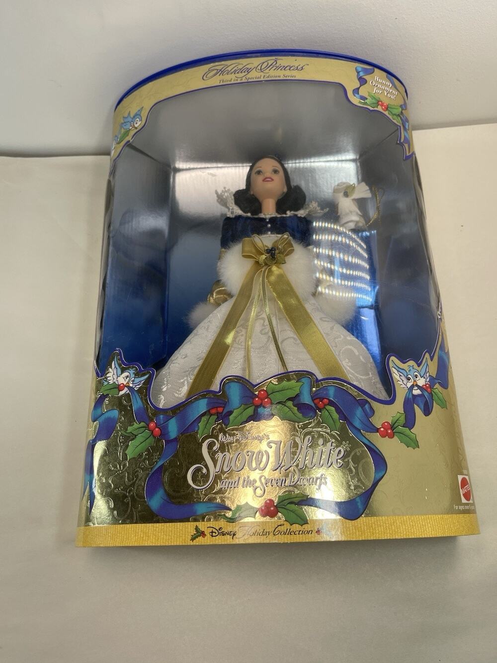 Disney Holiday Princess Snow White 1998 Mattel Holiday Collection NRFB